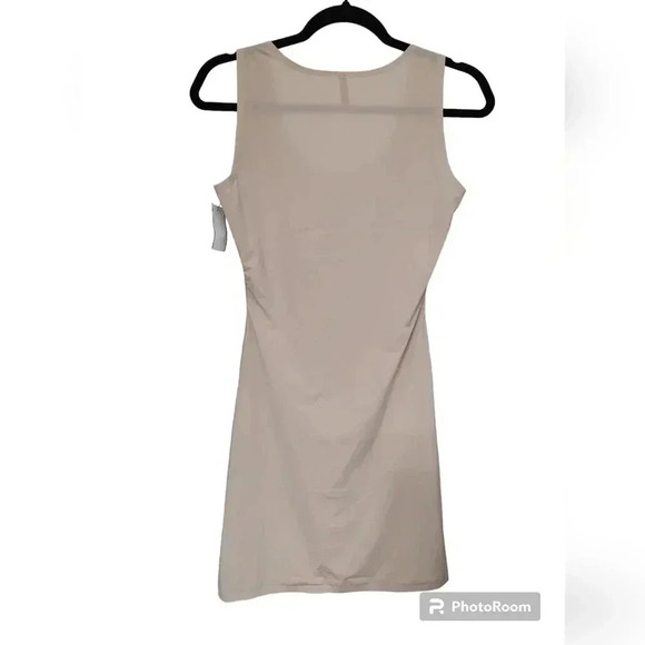NWT SPANX Slimmer Trust Your Think-stincts Full Length Tank Slip Natural-Medium - Picture 2 of 3